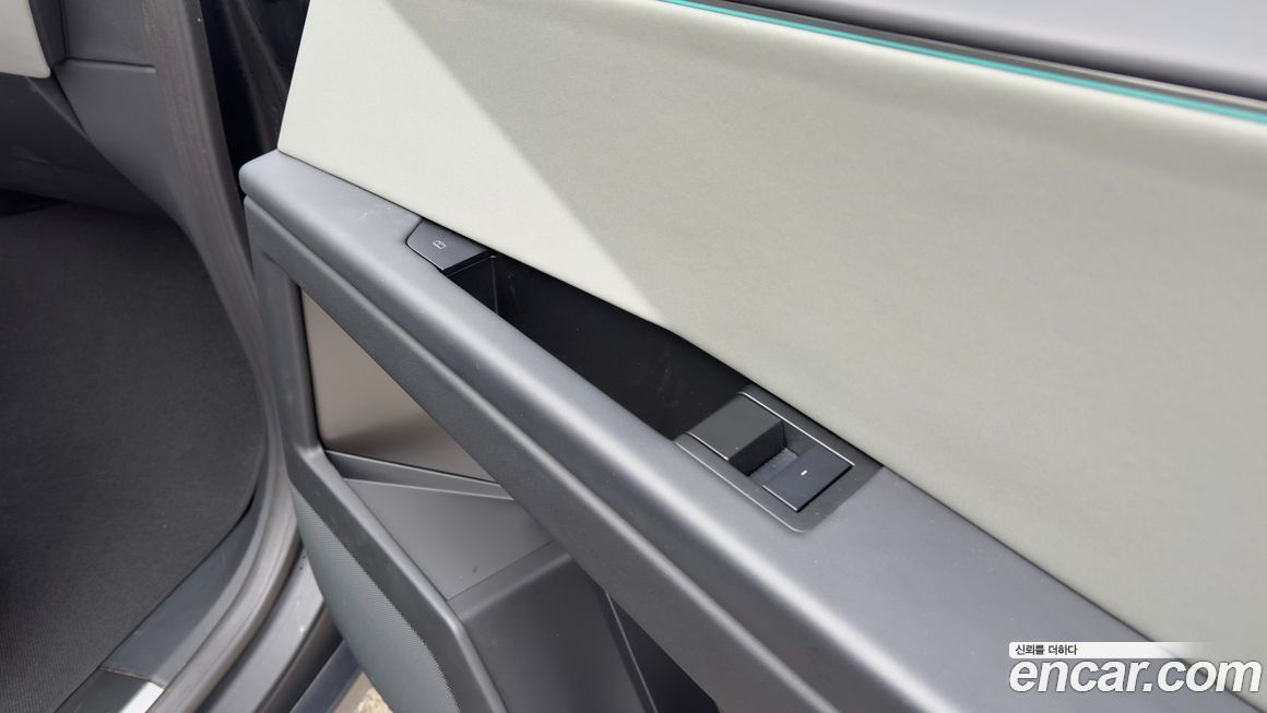 Tesla Cybertruck 2024