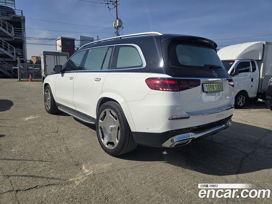 Mercedes-Benz GLS-Class 2025