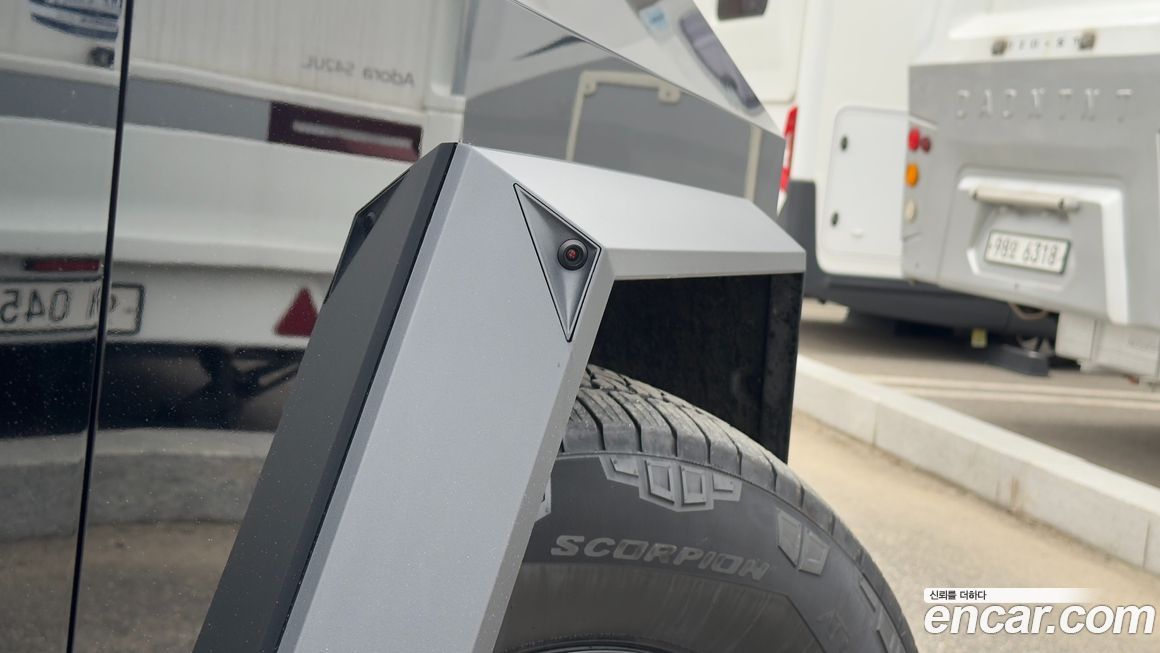 Tesla Cybertruck 2024