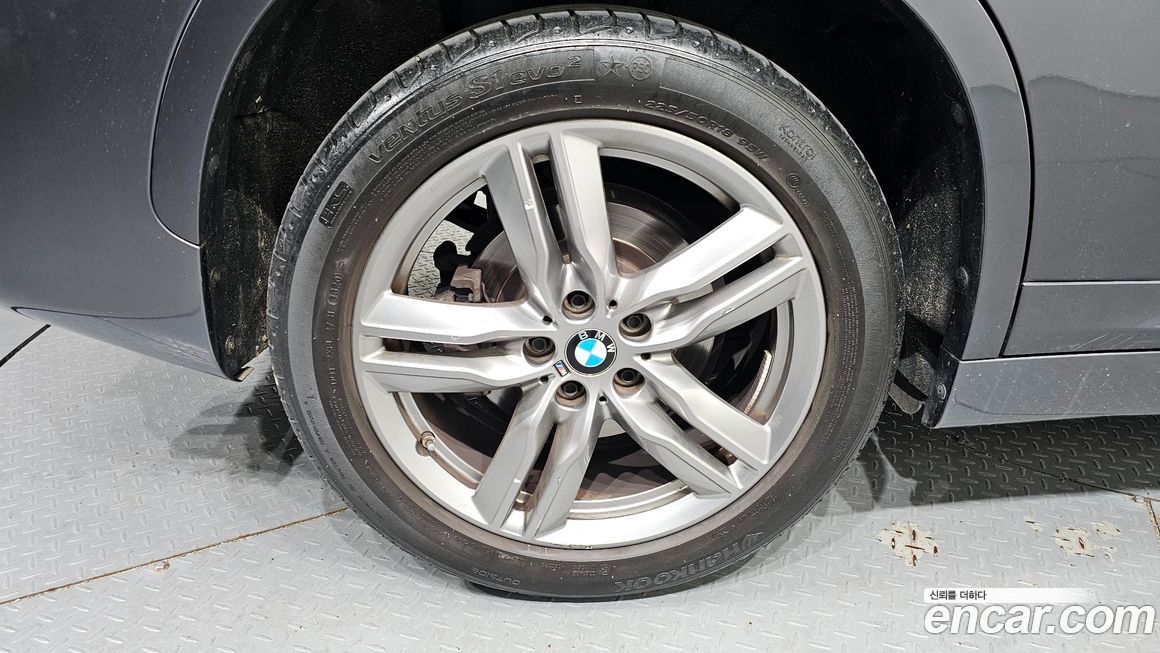 BMW X1 2021