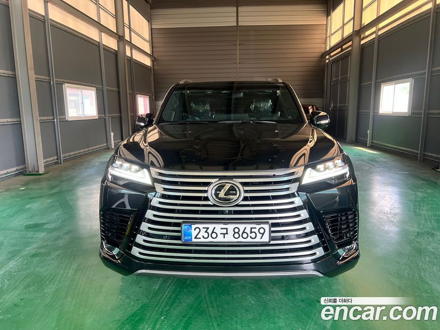 Lexus LX 2025