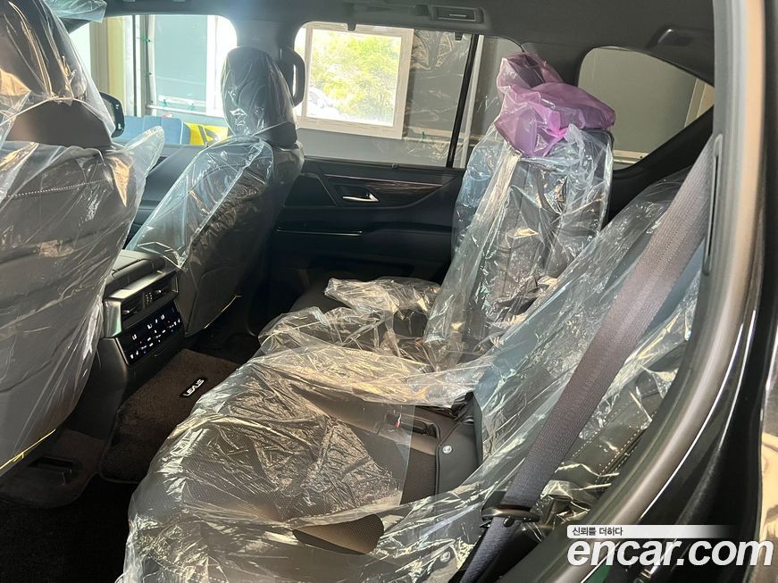 Lexus LX 2025