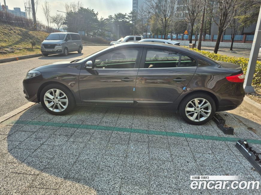 Renault-KoreaSamsung SM3 2013