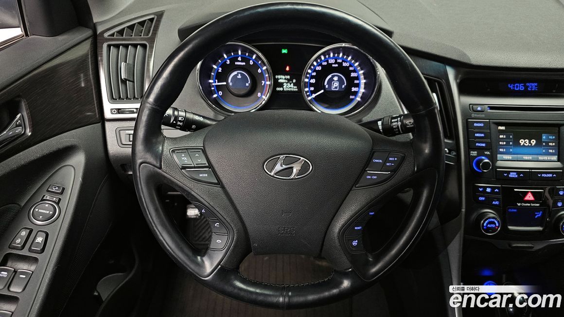 Hyundai Sonata 2013