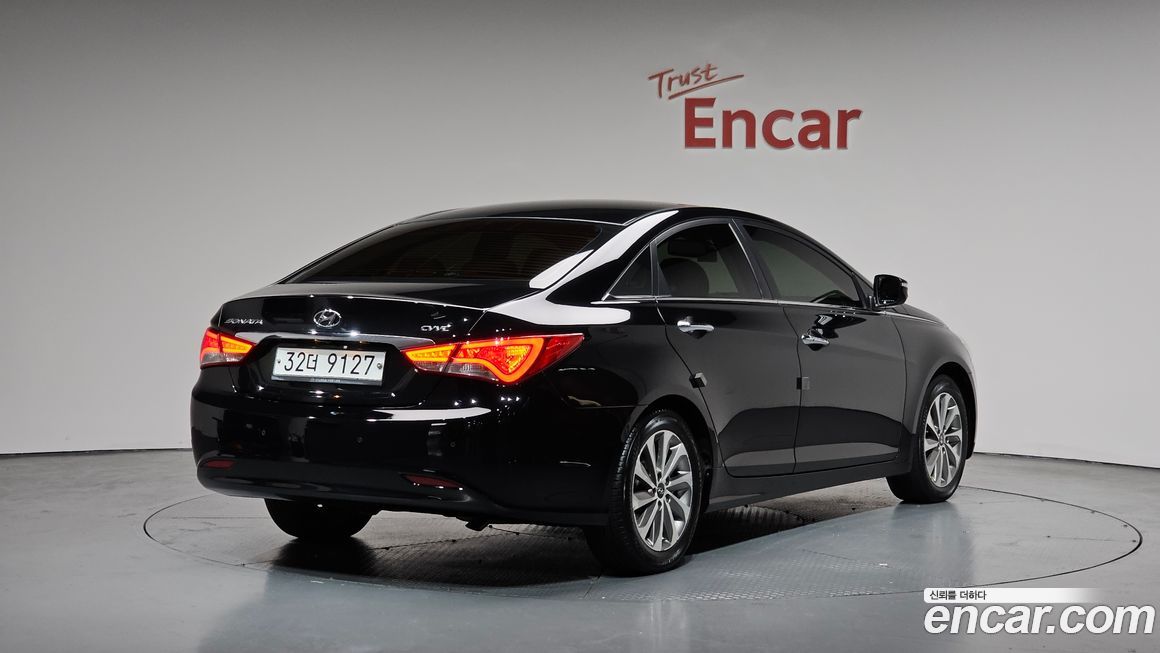 Hyundai Sonata 2013
