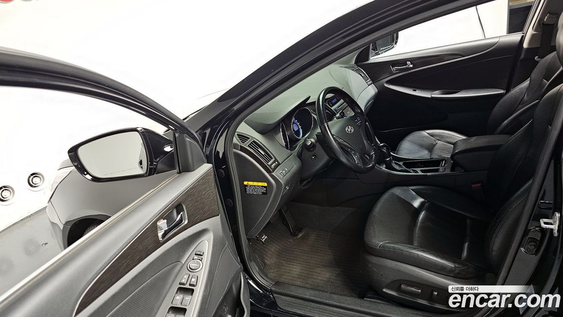 Hyundai Sonata 2013