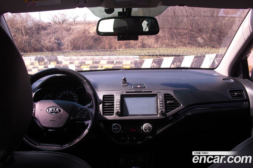 Kia morning 2016
