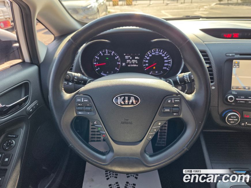 Kia K3 2013