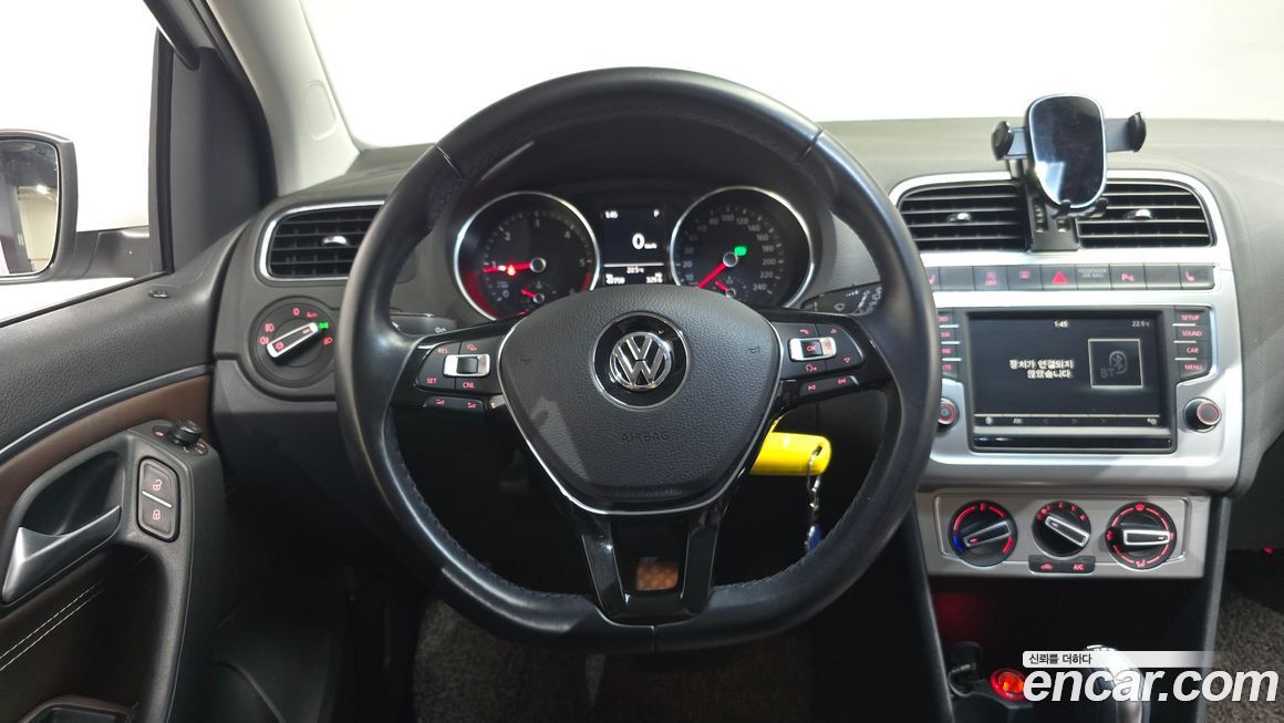 Volkswagen Polo 2016