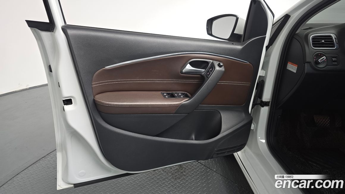 Volkswagen Polo 2016