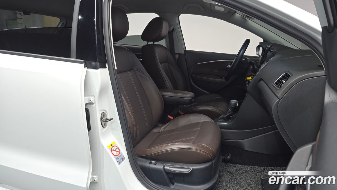 Volkswagen Polo 2016