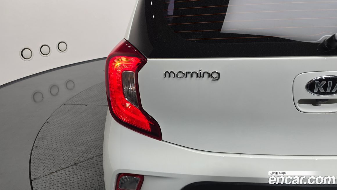 Kia morning 2018