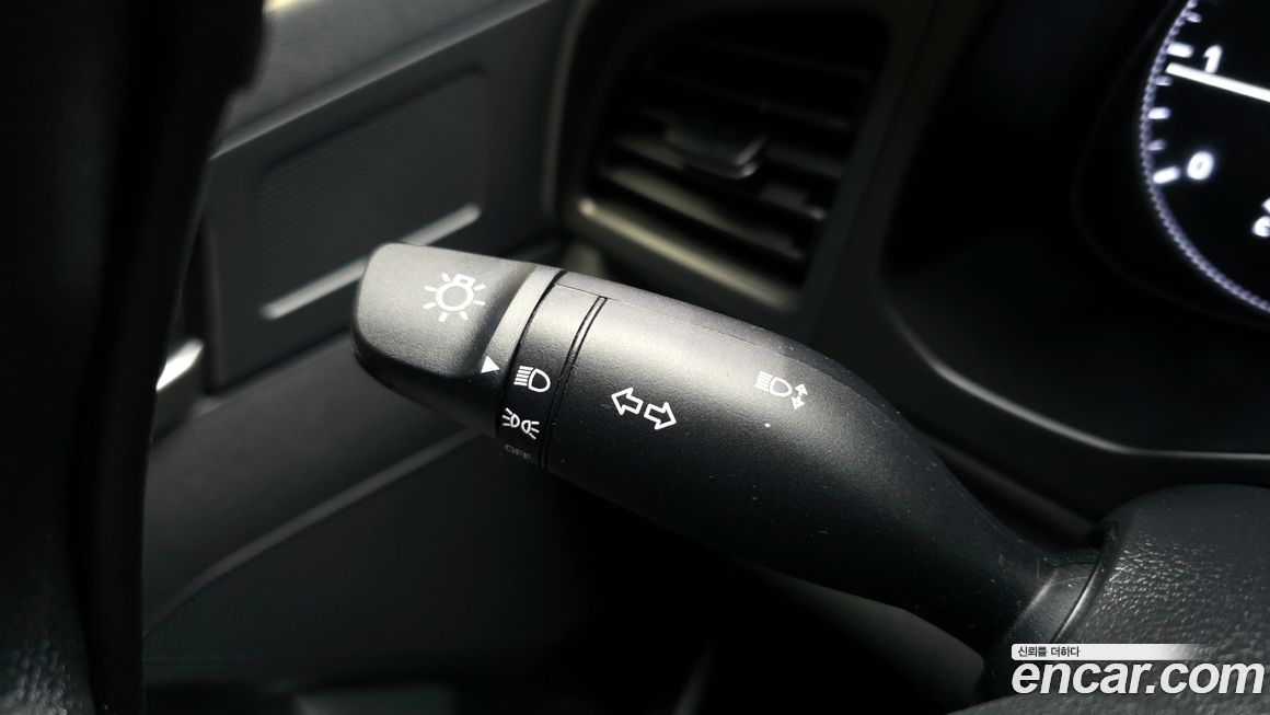 Hyundai AVANTE 2019