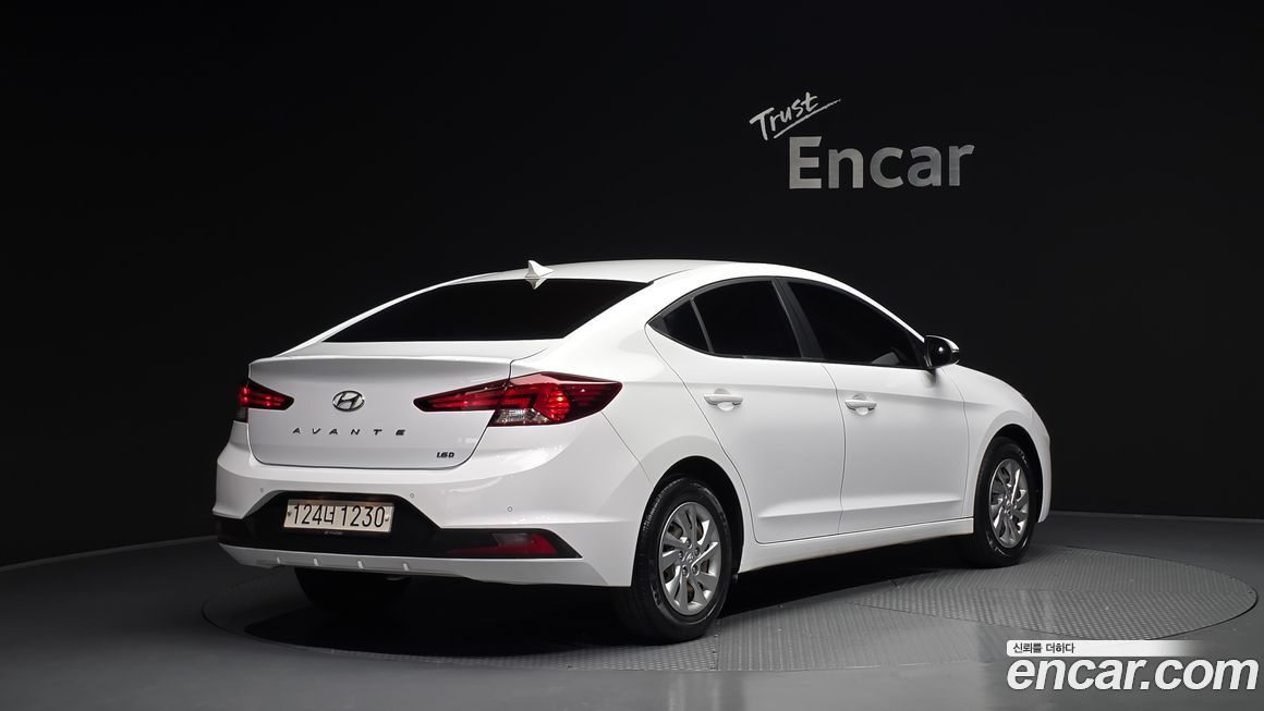 Hyundai AVANTE 2019