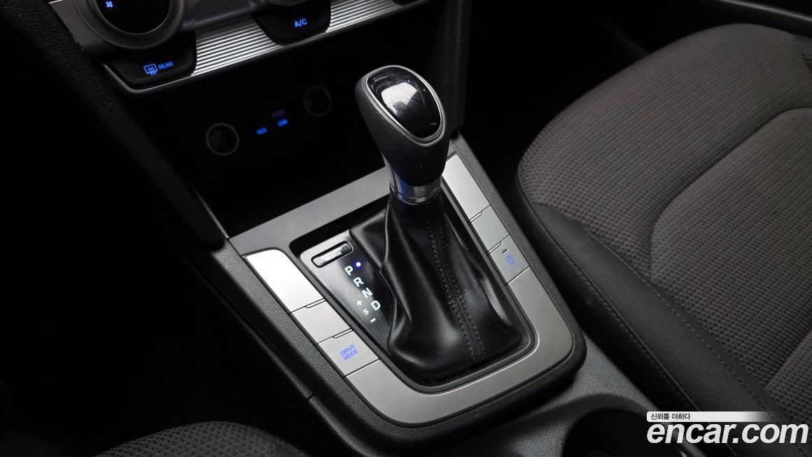 Hyundai AVANTE 2019