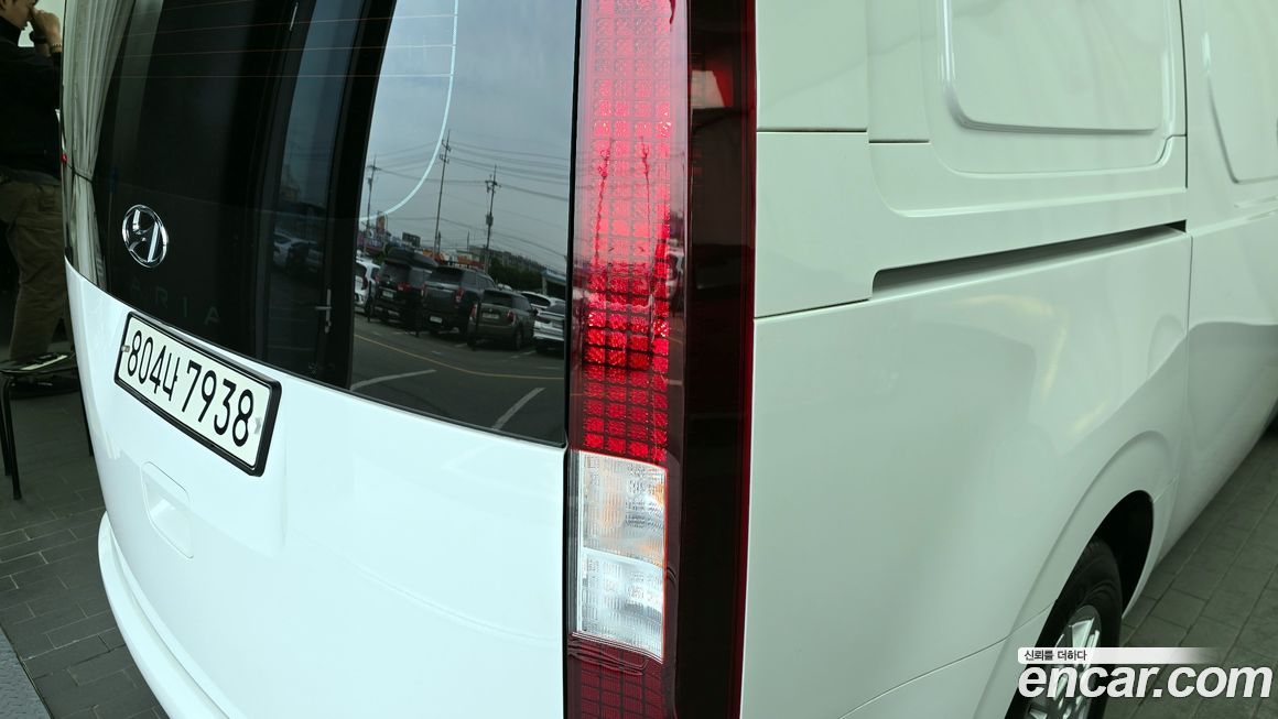 Hyundai Staria 2024