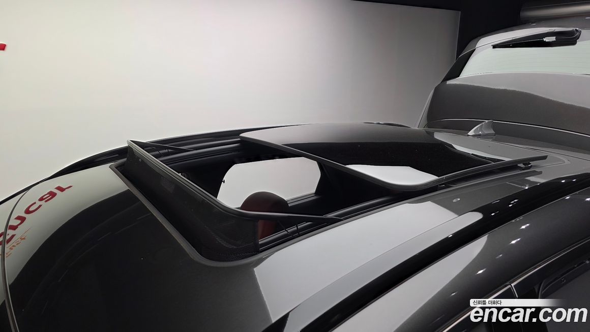 Genesis GV70 2024