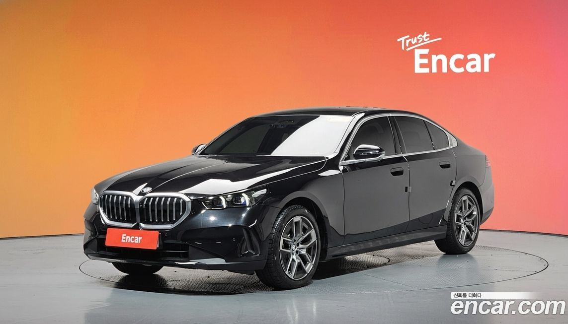 BMW 5-Series 2025