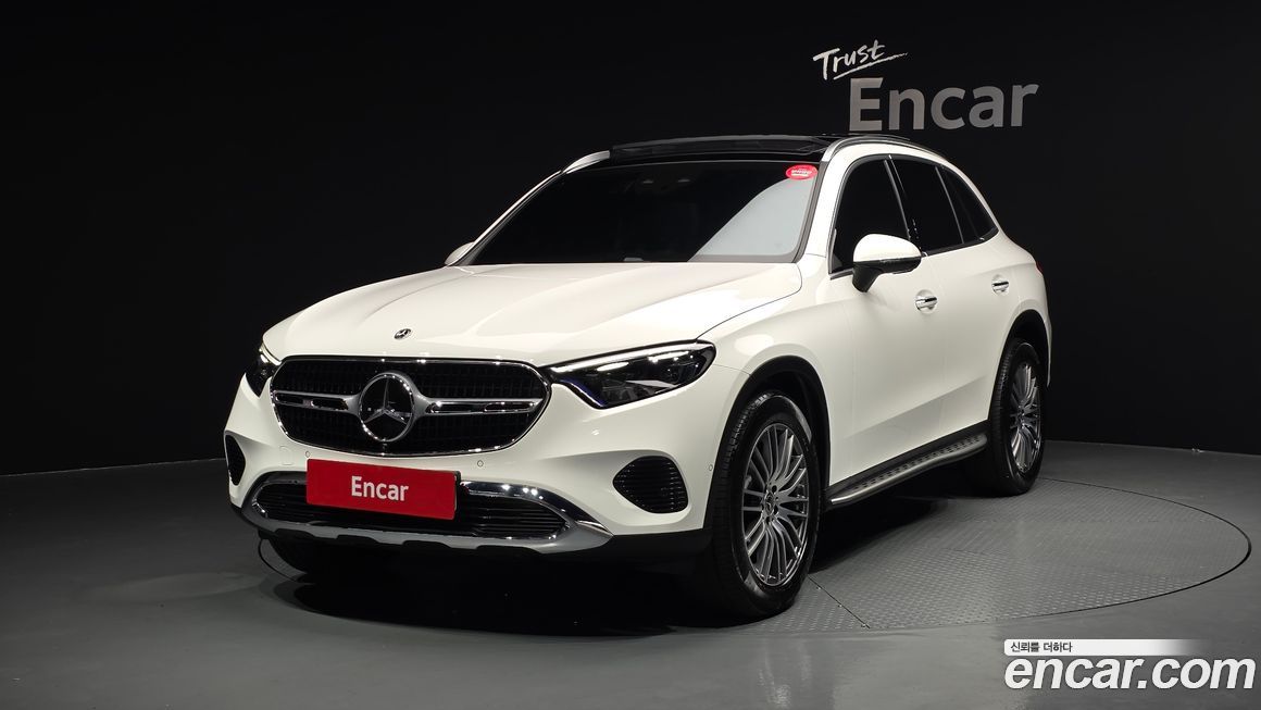 Mercedes-Benz GLC-Class 2025