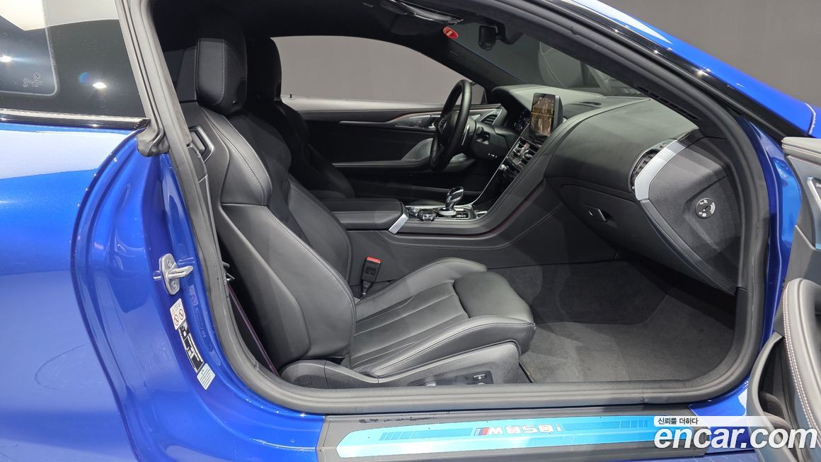 BMW 8-Series 2022