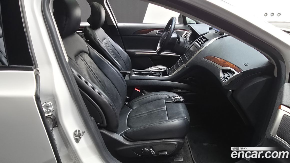 Lincoln MKZ 2016