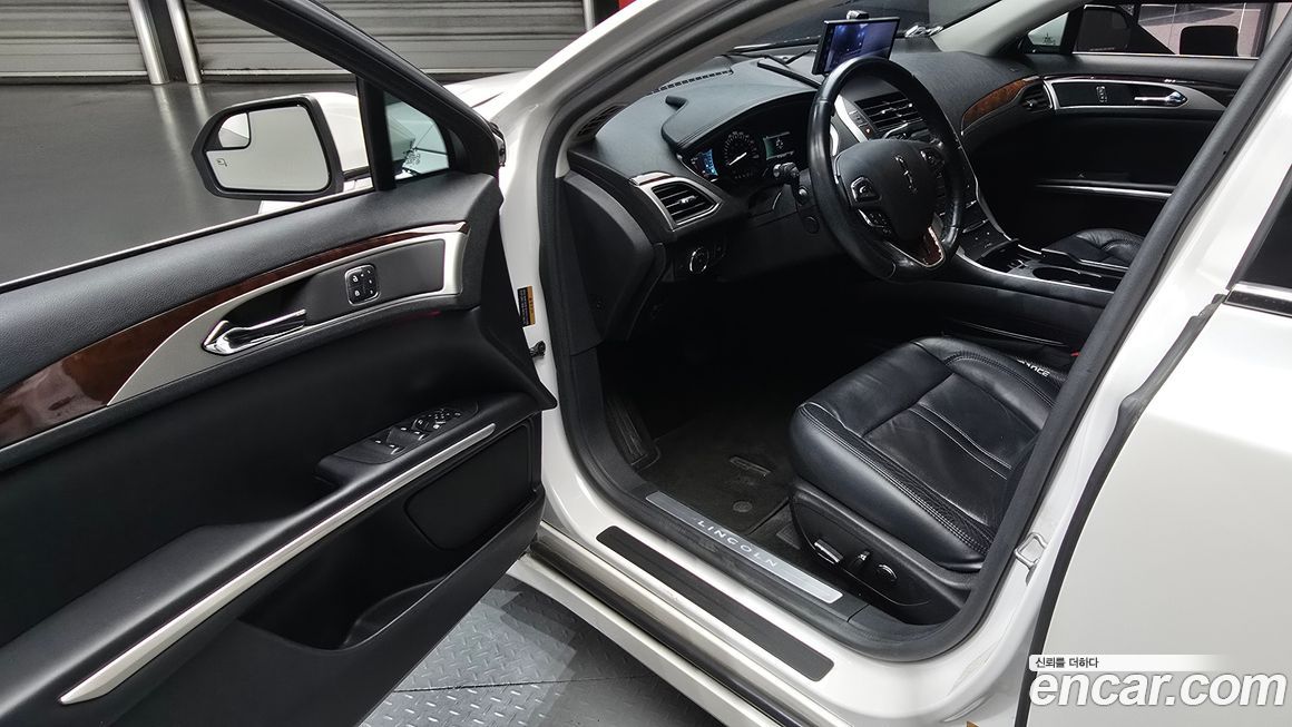 Lincoln MKZ 2016