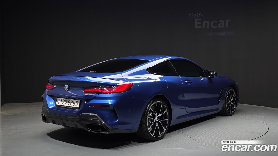 BMW 8-Series 2022