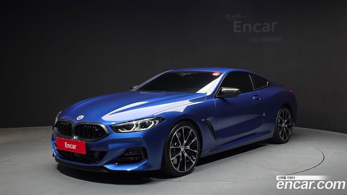 BMW 8-Series 2022