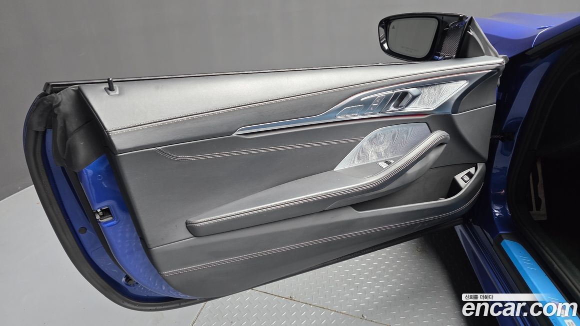 BMW 8-Series 2022