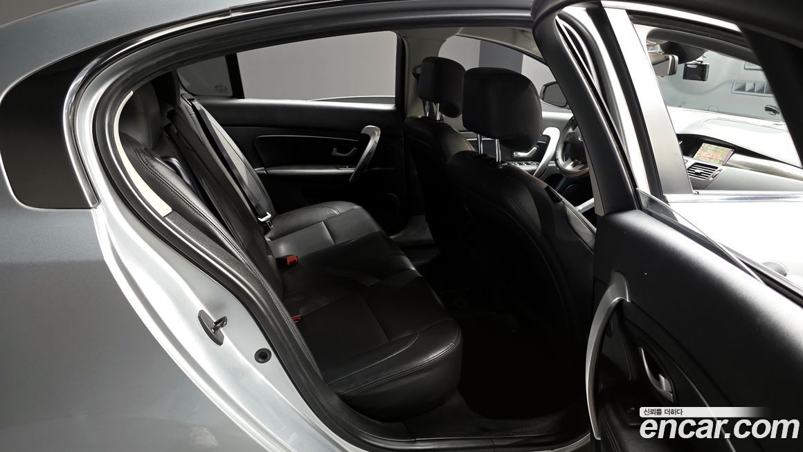 Renault-KoreaSamsung SM5  2013