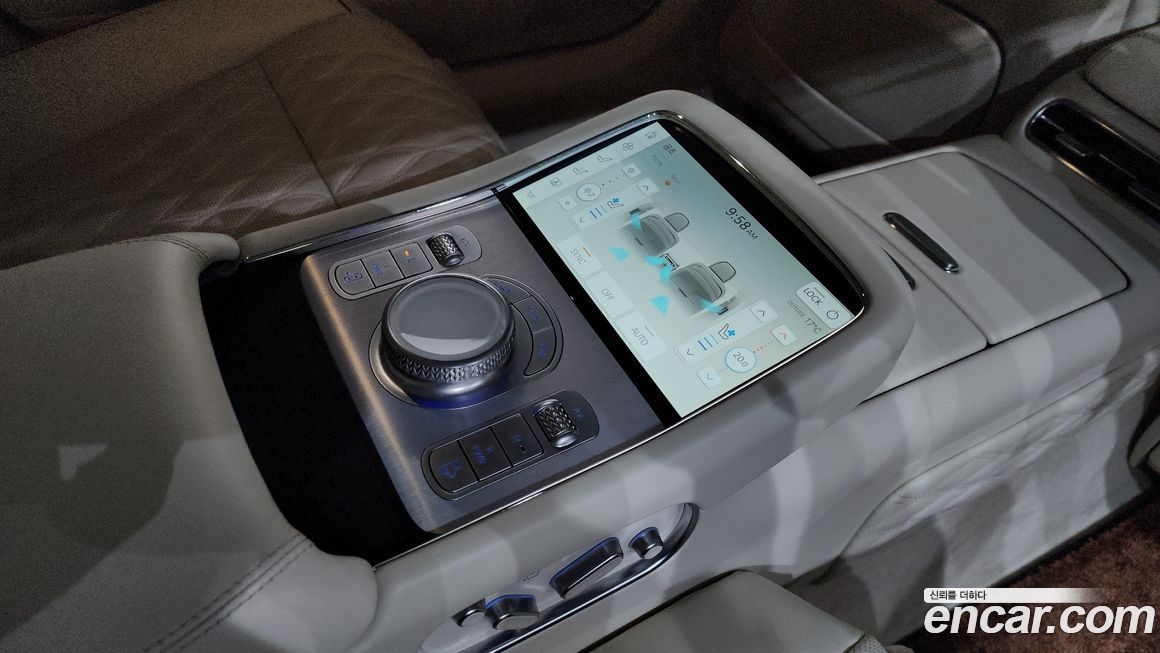 Genesis G90 2023