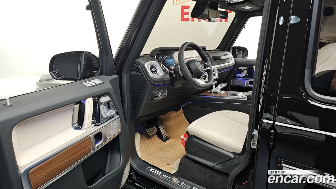 Mercedes-Benz G-Class 2026