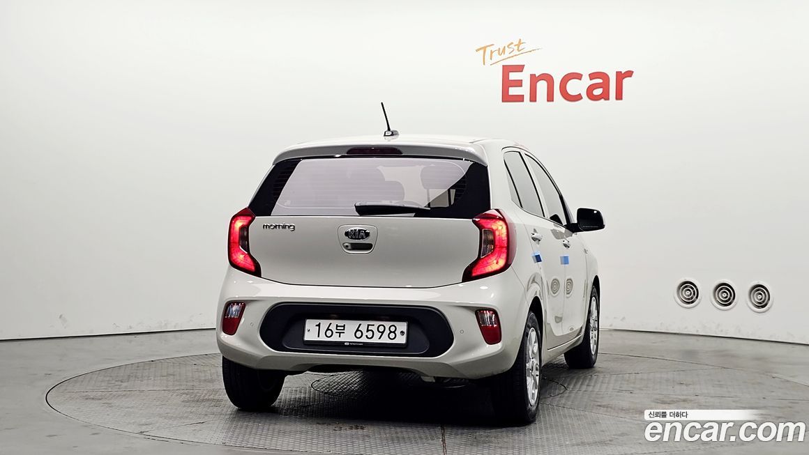 Kia morning 2018