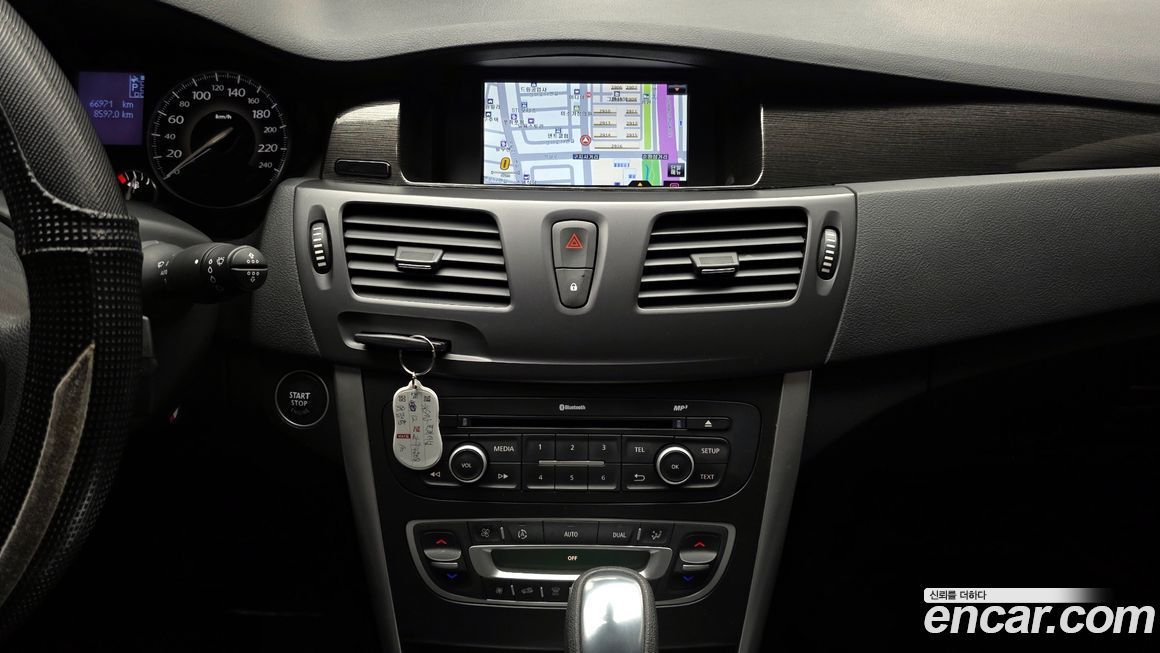 Renault-KoreaSamsung SM5  2013