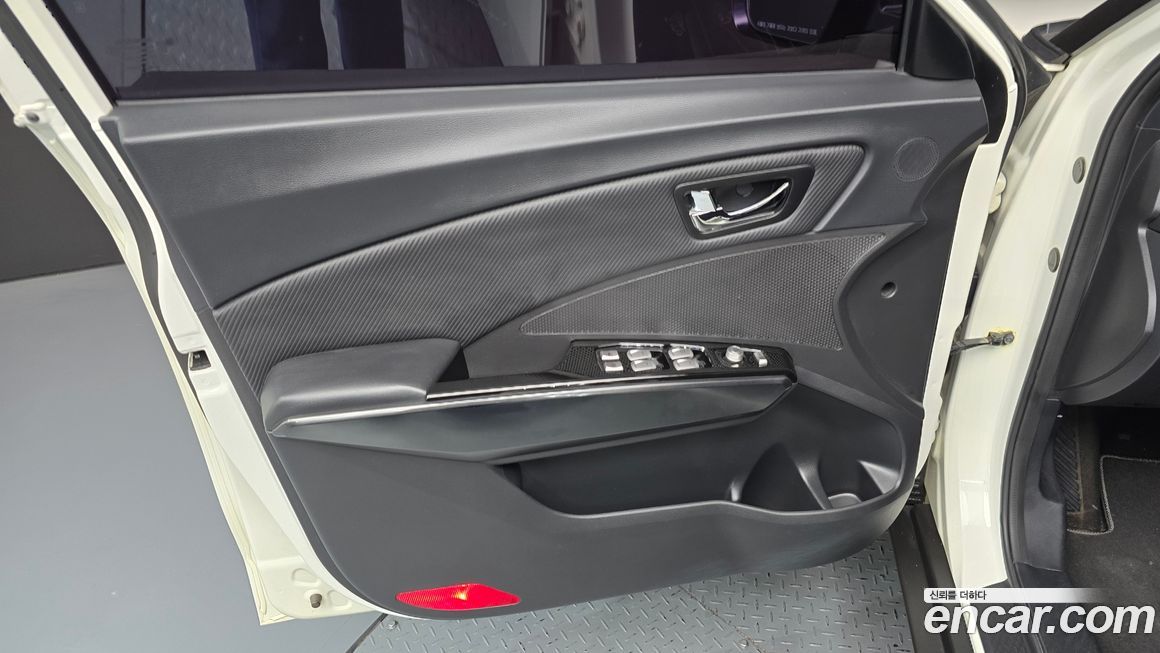 KG_Mobility_Ssangyong TIBOLI 2016