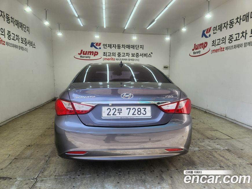 Hyundai Sonata 2011