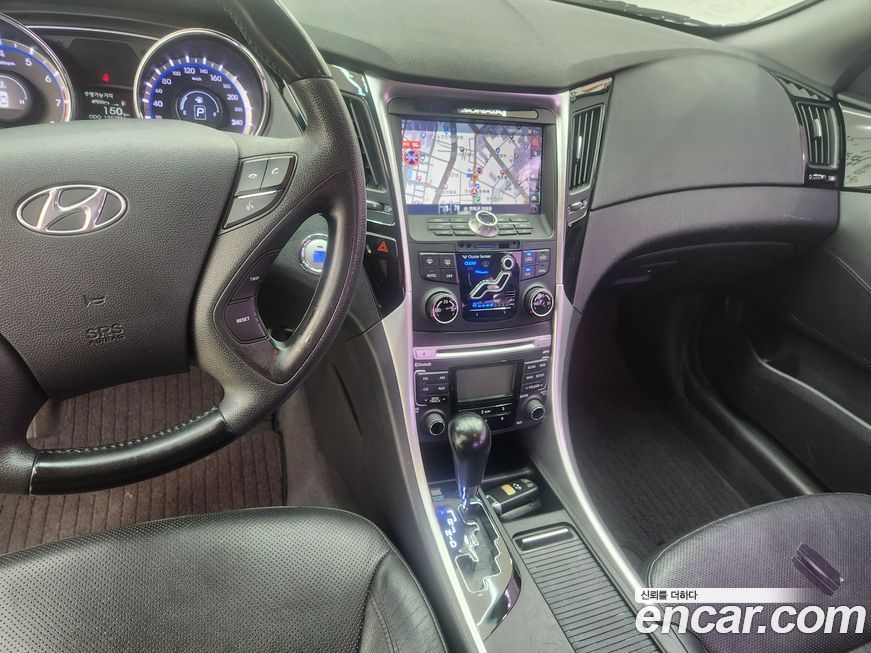 Hyundai Sonata 2011