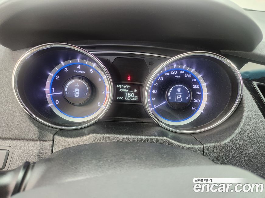 Hyundai Sonata 2011