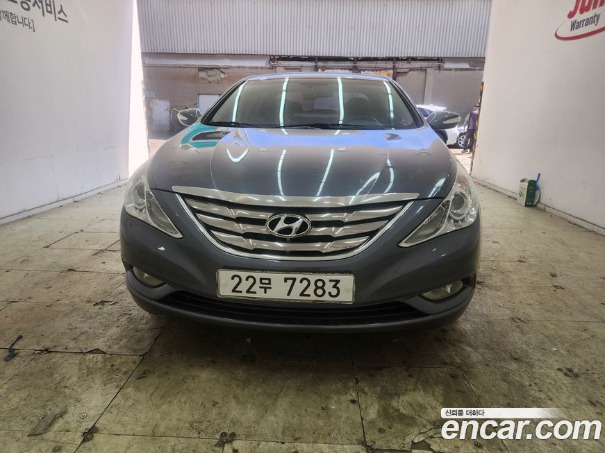 Hyundai Sonata 2011