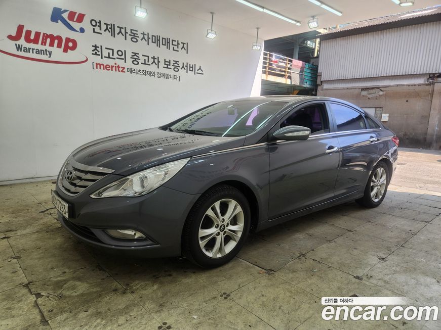 Hyundai Sonata 2011