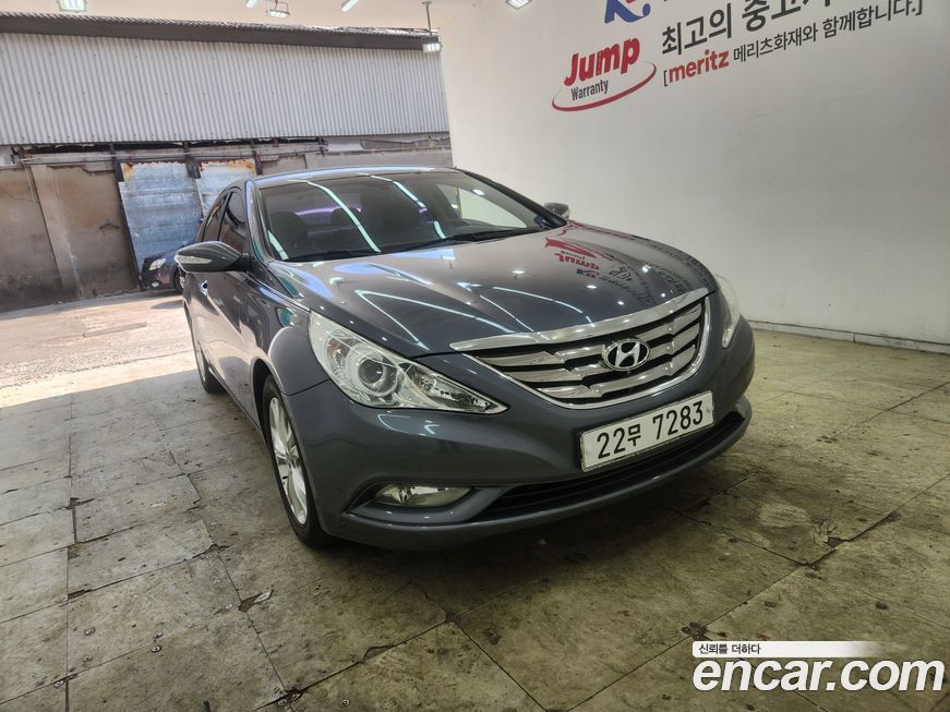 Hyundai Sonata 2011