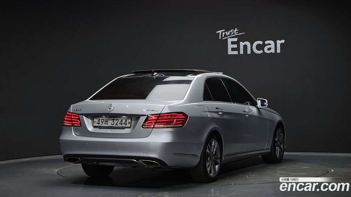 Mercedes-Benz E-Class 2015