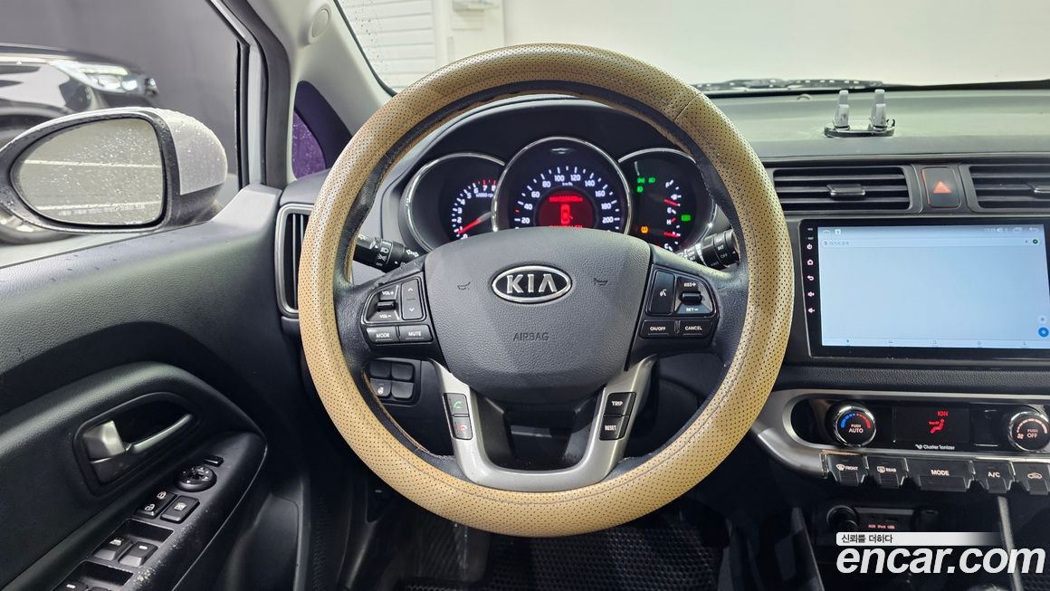Kia pride 2012