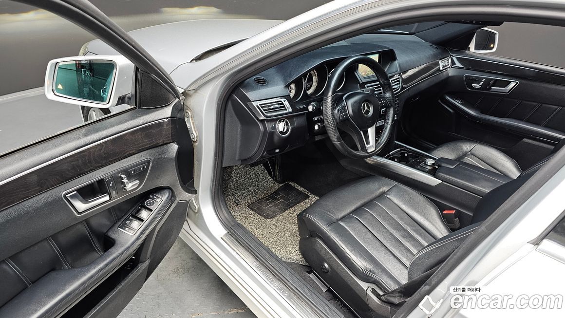 Mercedes-Benz E-Class 2015
