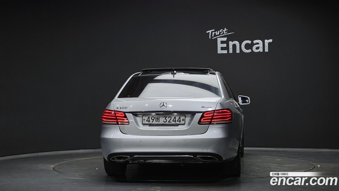 Mercedes-Benz E-Class 2015
