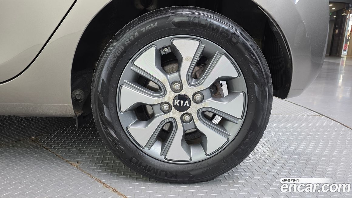 Kia morning 2016