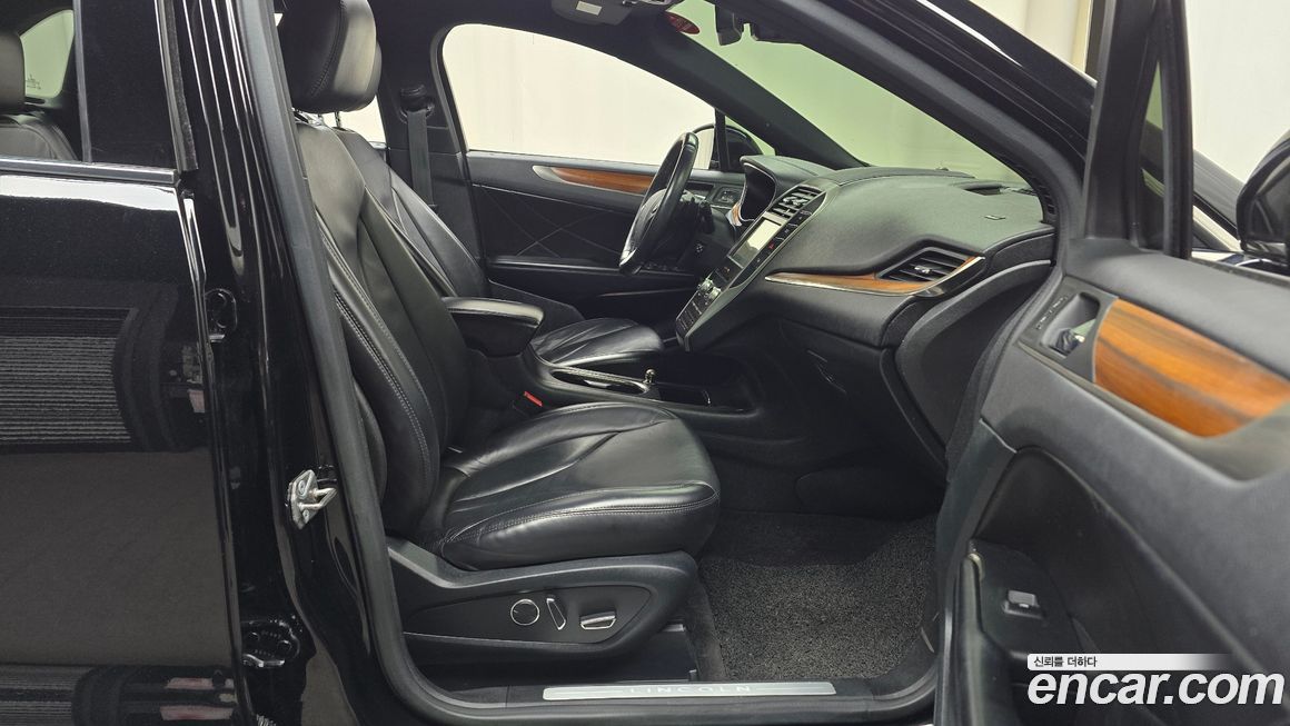 Lincoln MKC 2017