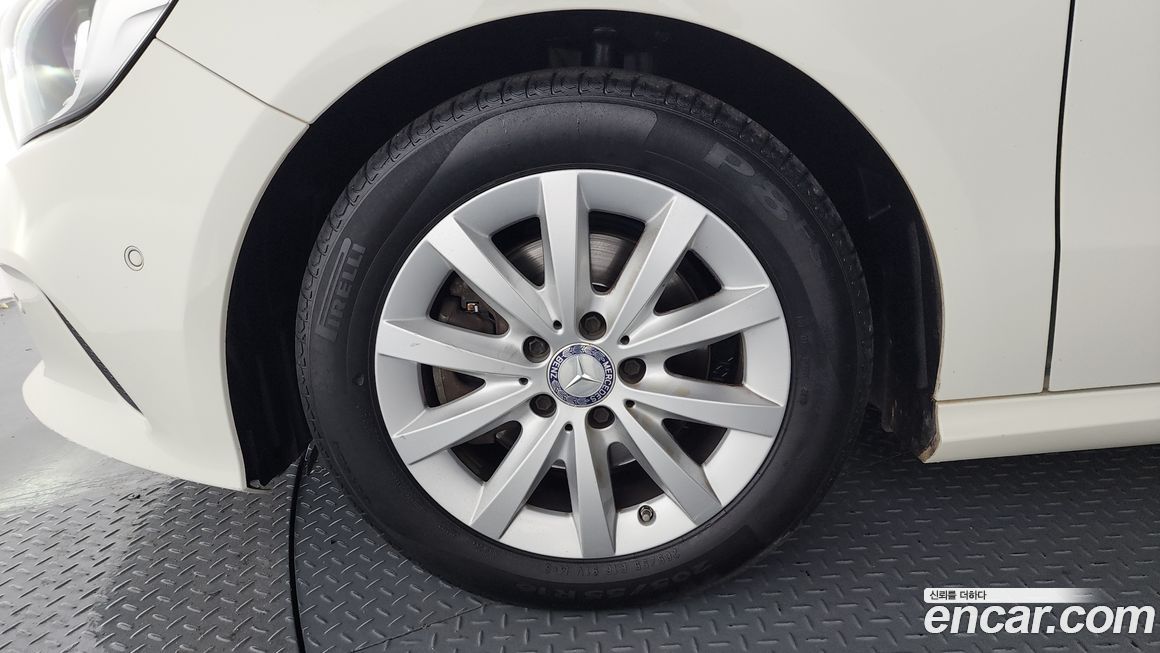 Mercedes-Benz A-Class 2016