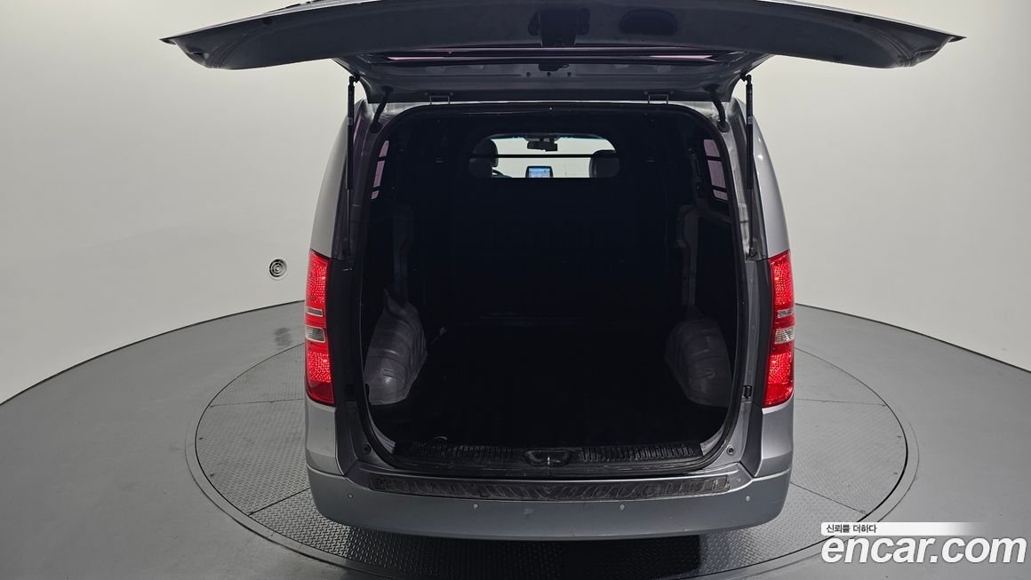 Hyundai Starex 2018