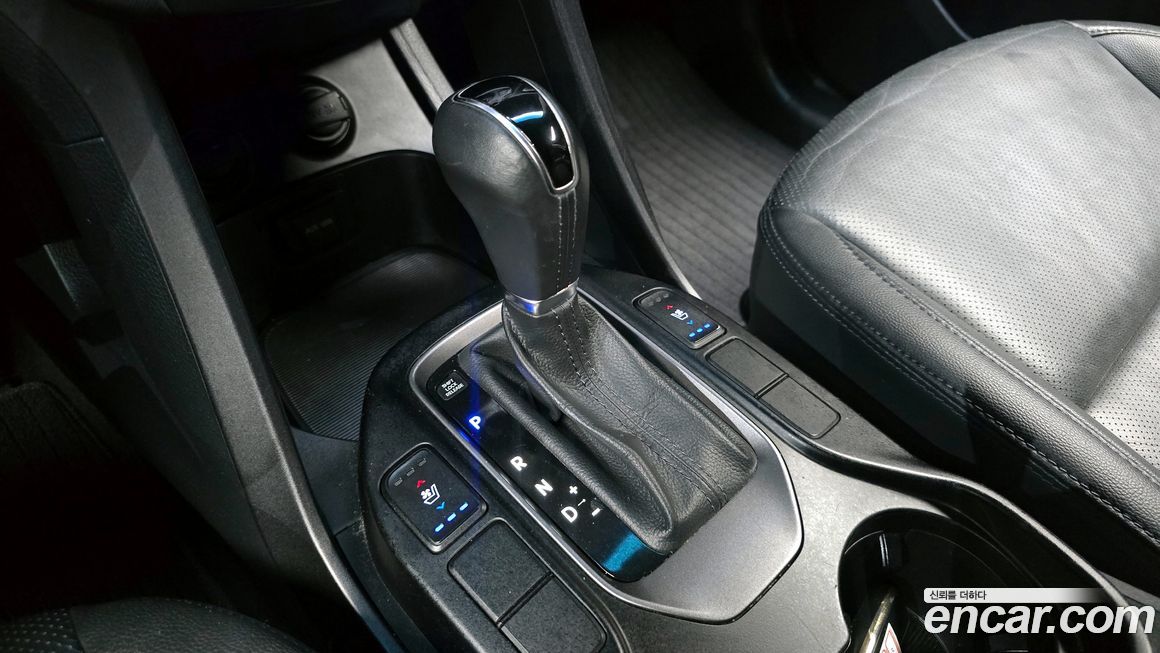 Hyundai Santafe 2015